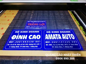 Bảng tên công ty mica KT 30*30cm